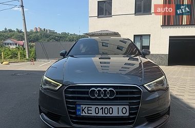Седан Audi A3 2016 в Днепре