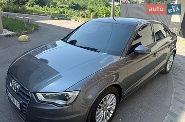 Седан Audi A3 2016 в Днепре