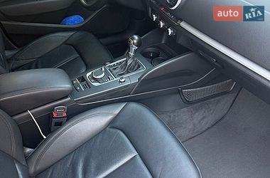 Седан Audi A3 2016 в Днепре