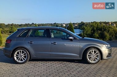 Хэтчбек Audi A3 2016 в Виннице