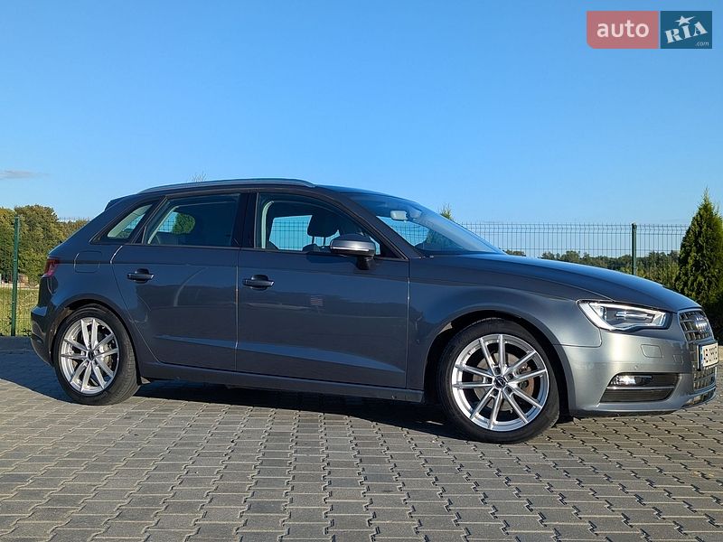 Хэтчбек Audi A3 2016 в Виннице