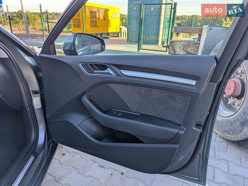 Хэтчбек Audi A3 2016 в Виннице