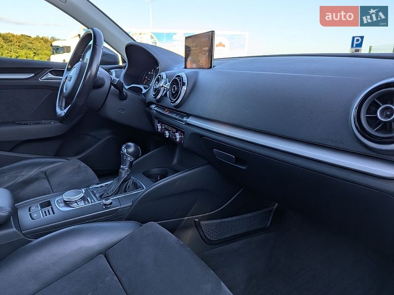 Хэтчбек Audi A3 2016 в Виннице