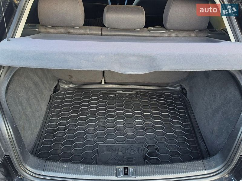 Хэтчбек Audi A3 2004 в Черкассах
