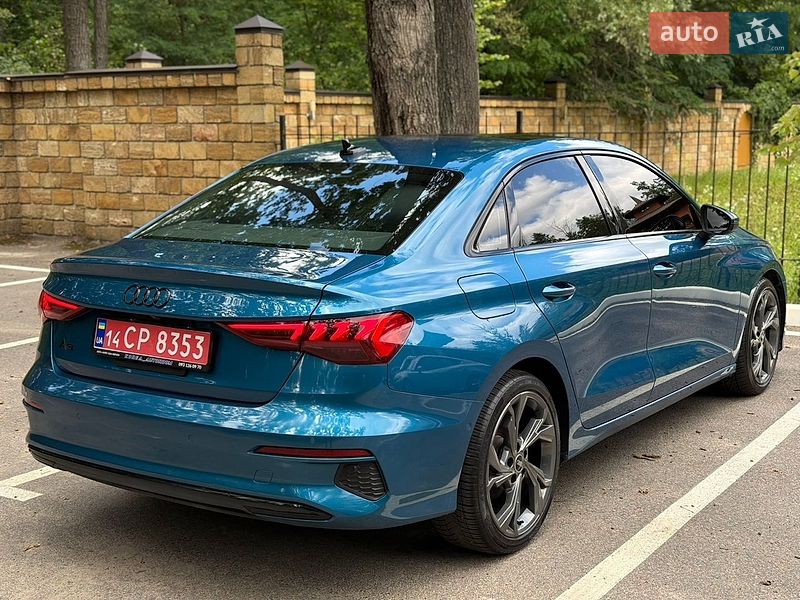 Седан Audi A3 2022 в Києві