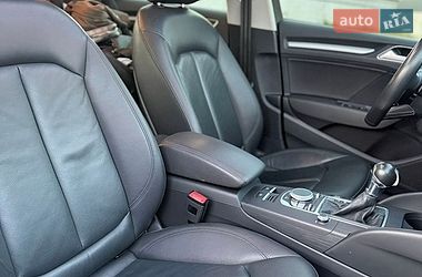 Седан Audi A3 2015 в Києві