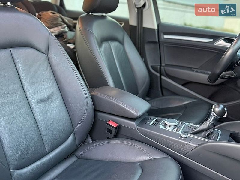 Седан Audi A3 2015 в Києві