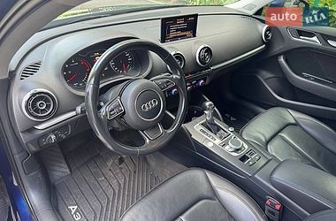 Седан Audi A3 2015 в Дніпрі