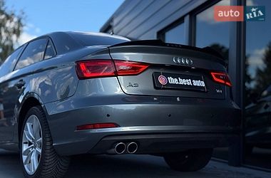 Седан Audi A3 2015 в Ровно