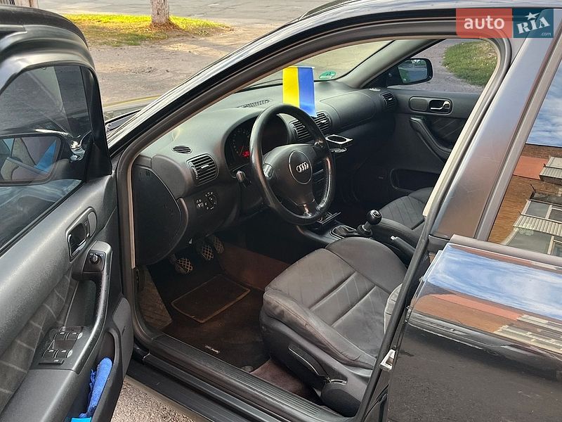 Хетчбек Audi A3 2000 в Хоролі