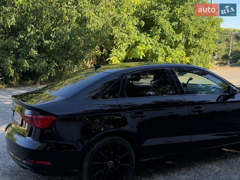 Седан Audi A3 2014 в Кодимі