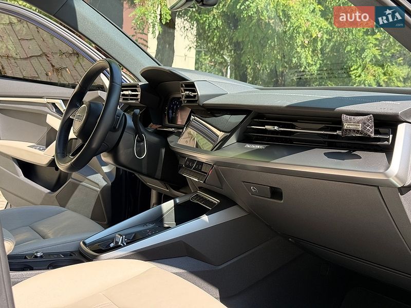 Седан Audi A3 2022 в Дніпрі