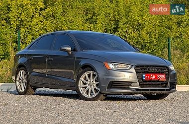 Седан Audi A3 2015 в Дрогобыче