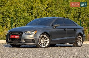 Седан Audi A3 2015 в Дрогобыче