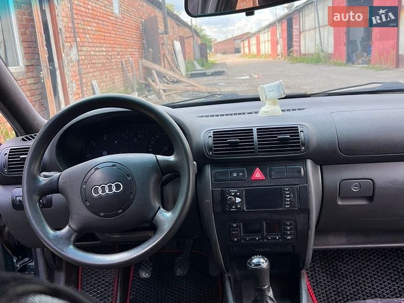 Хэтчбек Audi A3 2000 в Львове