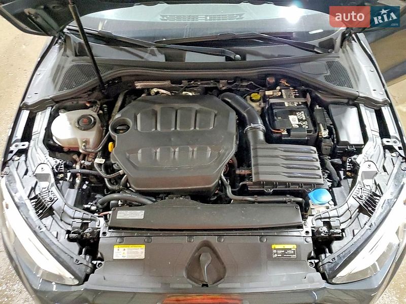 Седан Audi A3 2023 в Львове