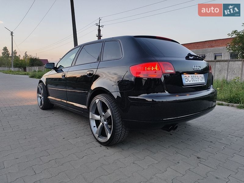 Хэтчбек Audi A3 2008 в Шептицькому