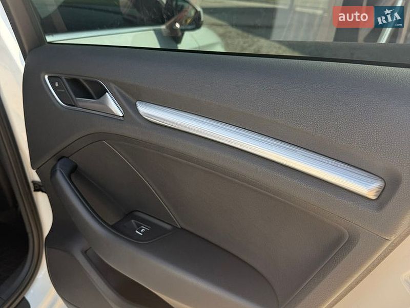 Седан Audi A3 2015 в Бердичеве