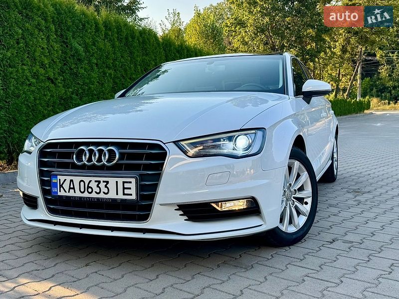 Седан Audi A3 2015 в Вінниці