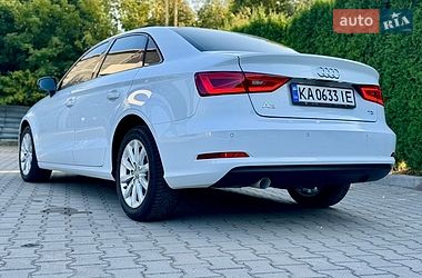 Седан Audi A3 2015 в Вінниці