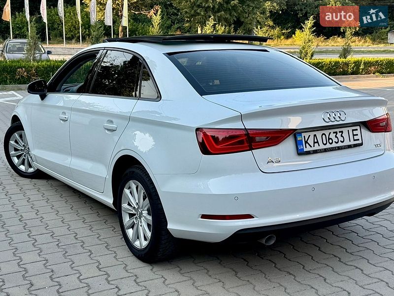 Седан Audi A3 2015 в Вінниці