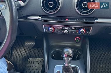 Седан Audi A3 2015 в Киеве
