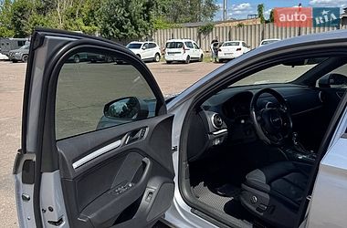 Седан Audi A3 2015 в Киеве