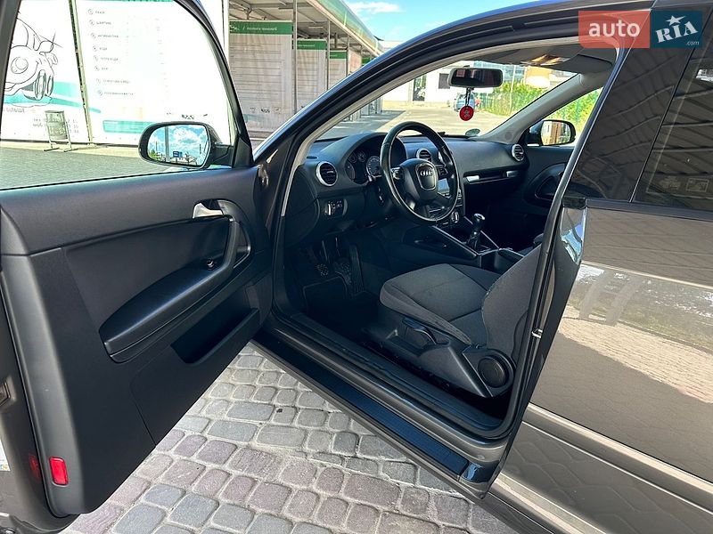 Хэтчбек Audi A3 2011 в Ивано-Франковске