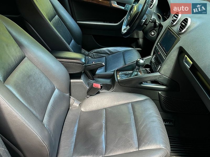 Хэтчбек Audi A3 2012 в Винниках