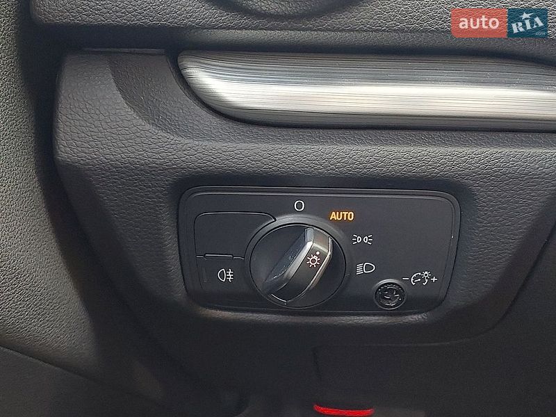 Седан Audi A3 2015 в Одессе