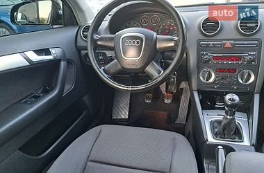 Хэтчбек Audi A3 2005 в Могилев-Подольске