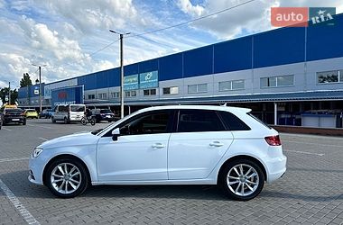 Хетчбек Audi A3 2014 в Ромнах фото 5 Хетчбек Audi A3 2014 в Ромнах