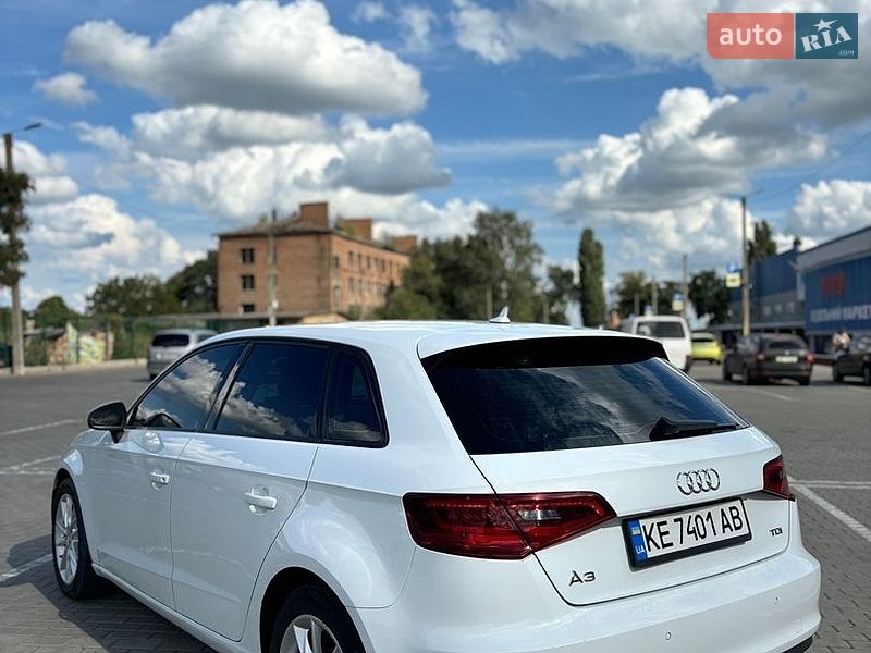 Хетчбек Audi A3 2014 в Ромнах фото 2 Хетчбек Audi A3 2014 в Ромнах