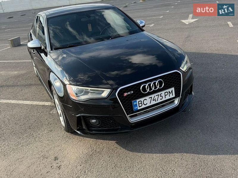 Седан Audi A3 2015 в Львові