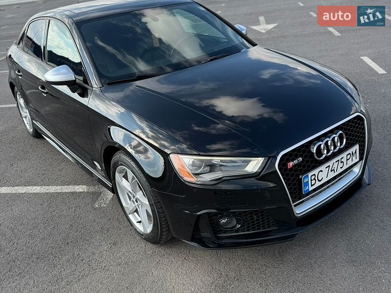Седан Audi A3 2015 в Львові