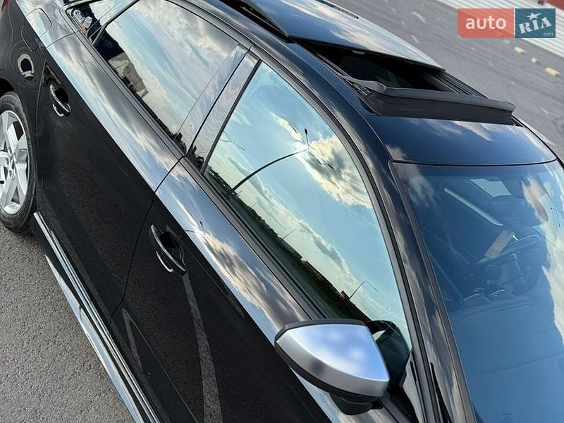 Седан Audi A3 2015 в Львові