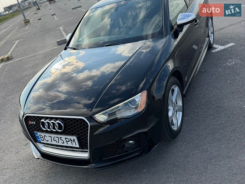 Седан Audi A3 2015 в Львове
