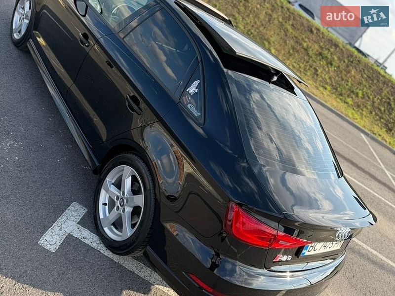 Седан Audi A3 2015 в Львові