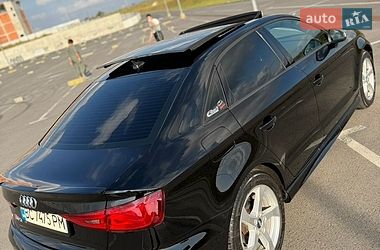 Седан Audi A3 2015 в Львові