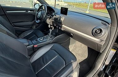 Седан Audi A3 2015 в Львові