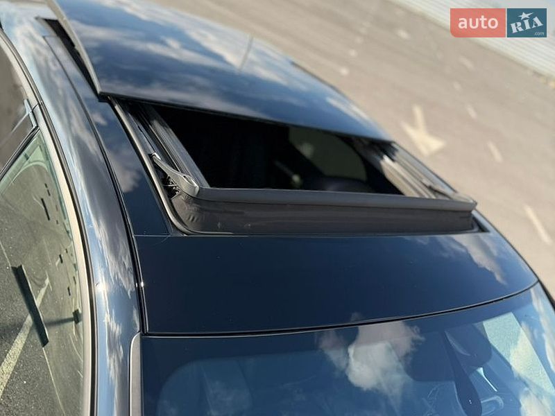 Седан Audi A3 2015 в Львові