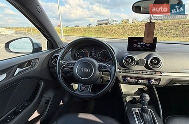 Седан Audi A3 2015 в Львові
