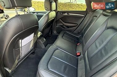 Седан Audi A3 2015 в Львове