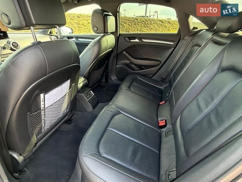 Седан Audi A3 2015 в Львове