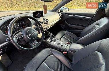 Седан Audi A3 2015 в Львові