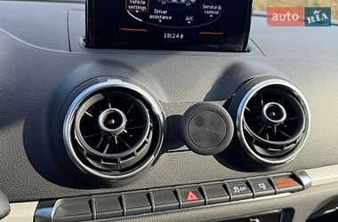 Седан Audi A3 2015 в Львові