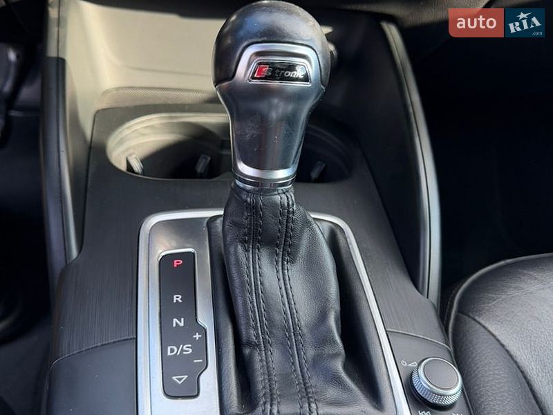 Седан Audi A3 2015 в Львове