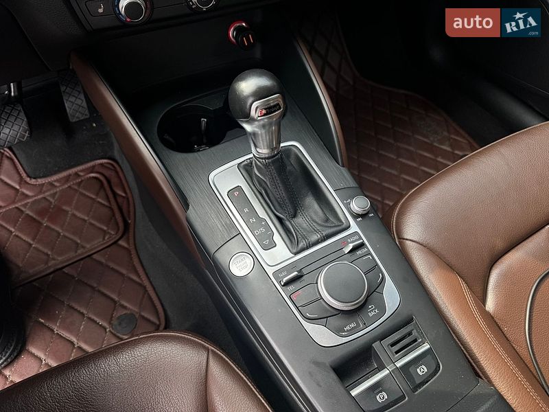 Седан Audi A3 2015 в Одессе
