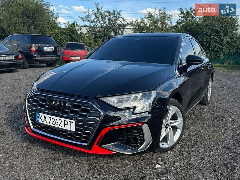 Седан Audi A3 2021 в Киеве