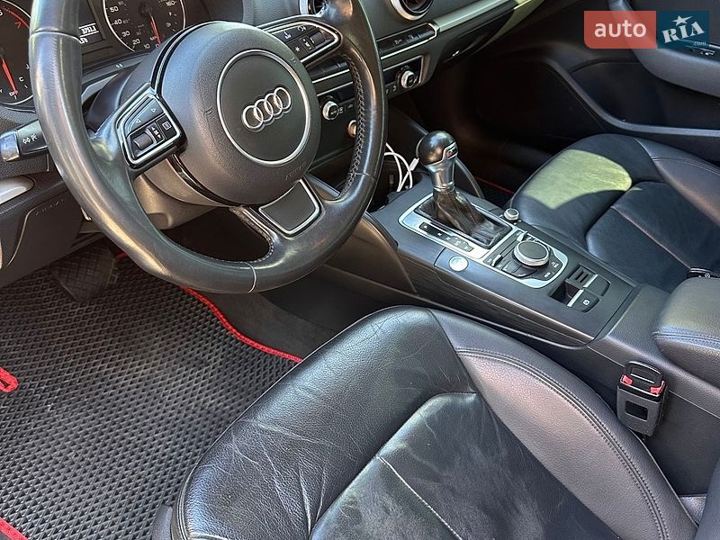 Седан Audi A3 2016 в Смеле